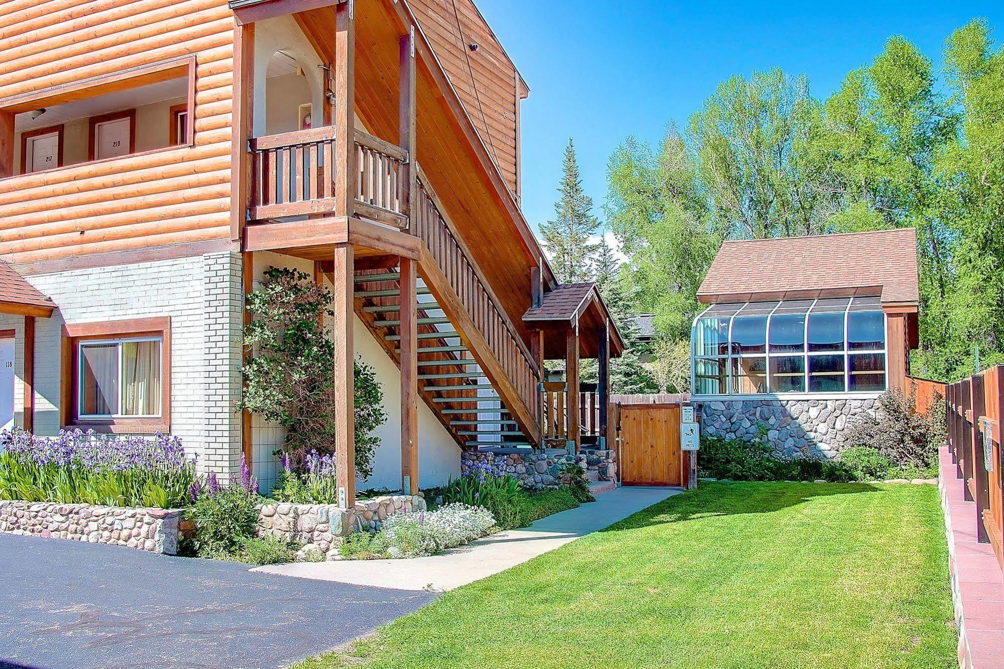 Nordic Lodge Стимбот Спрингс Экстерьер фото
